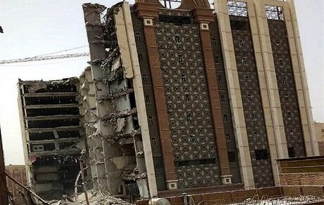 دو ویدئوی جدید از لحظه ریزش ساختمان متروپل آبادان