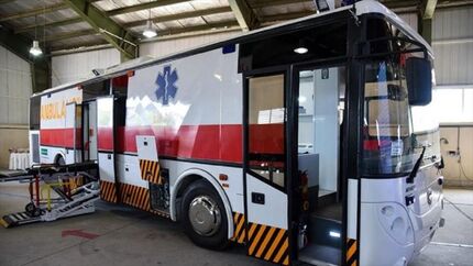 واکسیناسیون در اتوبوس آمبولانس اورژانس در تهران آغاز شد