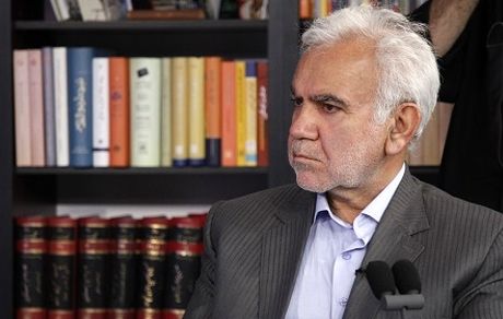 ماجرای جالب نام‌گذاری کتاب «دست‌های‌خالی پاهای‌خونین»