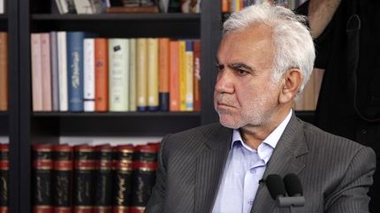 ماجرای جالب نام‌گذاری کتاب «دست‌های‌خالی پاهای‌خونین»