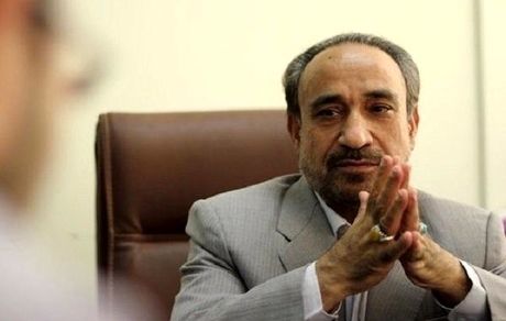 انتقادات صریح خباز از اصولگرایان: حالا که مجلس را در دست دارید، چرا از برجام خارج نمی شوید؟