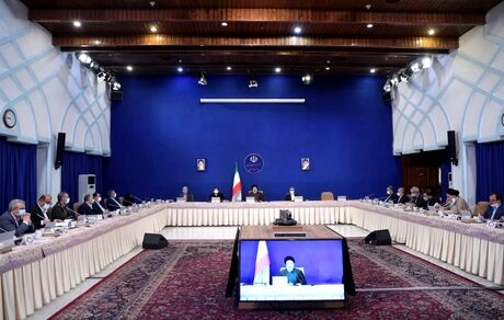 با وجود تلاش دولت در زمینه‌های مختلف، وضعیت فعلی تنظیم و کنترل قیمت‌ها قابل قبول نیست