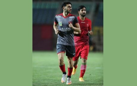 خبر بد قبل دیدار با استقلال؛ دست مهاجم پرسپولیس شکست