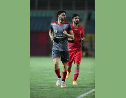 خبر بد قبل دیدار با استقلال؛ دست مهاجم پرسپولیس شکست