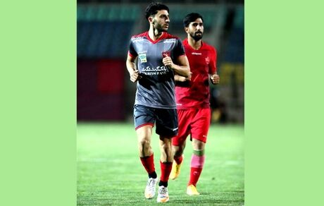 خبر بد قبل دیدار با استقلال؛ دست مهاجم پرسپولیس شکست