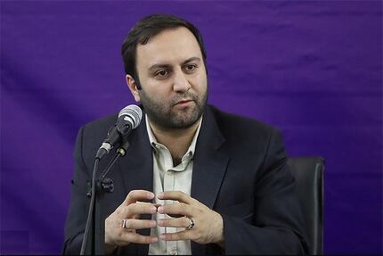پیرهادی: مطالبه مردم به هر سو برود، آینده در همان سو ساخته خواهد شد