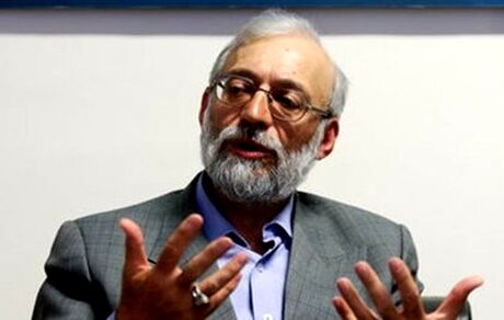 جواد لاریجانی از گزارشگر ویژه حقوق بشر شاکی شد: او با رسانه‌های معاند مصاحبه می‌کند