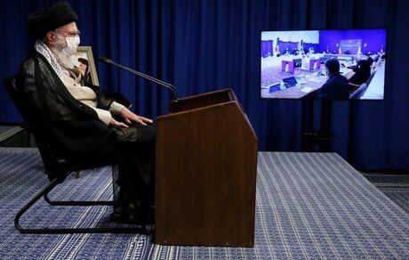 آغاز ارتباط تصویری رهبر انقلاب با اجلاس مدیران و رؤسای آموزش و پرورش