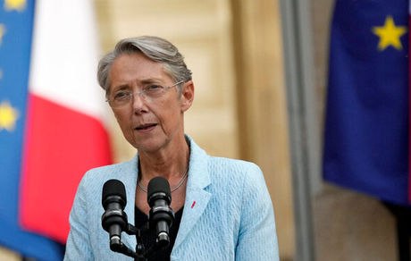 استعفای نخست وزیر فرانسه را مکرون پذیرفت