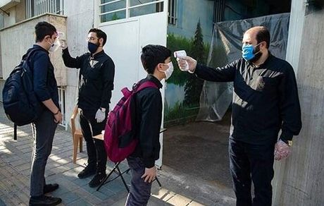 از صبح جمعه تا صبح شنبه؛ آموزش و پرورش بی‌خبرتر از روحانی 