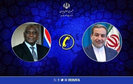عراقچی با وزیر خارجه گامبیا گفت و گو کرد