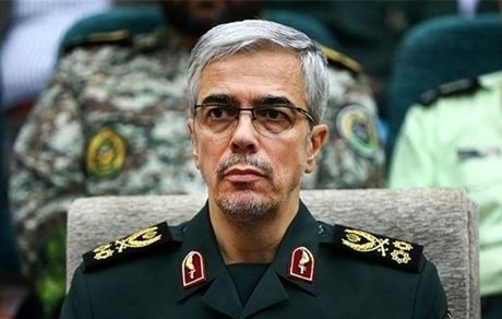 سرلشکر باقری: امروز قدرت‌ها با رصد پیشرفت‌های ایران دچار هراس شده‌اند