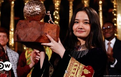 دختر ۱۷ ساله از افغانستان برنده جایزه صلح کودکان شد