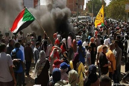 تظاهرات گسترده در سودان / نظامیان ۹ معترض را کشتند
