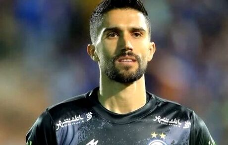 کنایه گلر استقلال به قهرمانی پرسپولیسی‌ها: جام آفسایدها مبارکتان