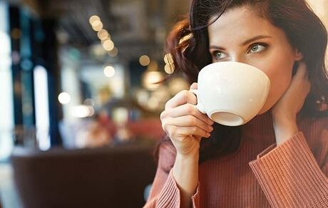 نوشیدن قهوه راهی برای پیری سالم‌تر زنان