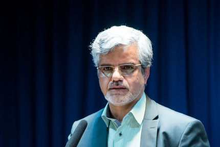 صادقی: تجربه حق مشارکت در انتخابات از عوامل مانایی نظام بوده است