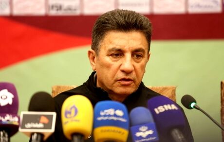 قلعه‌نویی: جوانگرایی ادامه خواهدداشت / سن یک عدد است