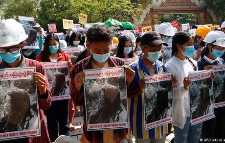 زن جوان ۲۰ ساله اولین قربانی تظاهرات میانمار