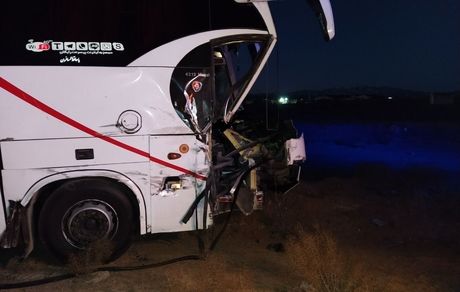 یک اتوبوس دیگر واژگون شد این بار در جاده طبس یزد