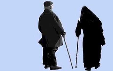 زنان سالمند «تنها» ۴ برابر مردان