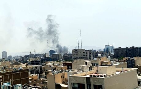 آتش سوزی یک ساختمان اداری در خیابان طالقانی تهران