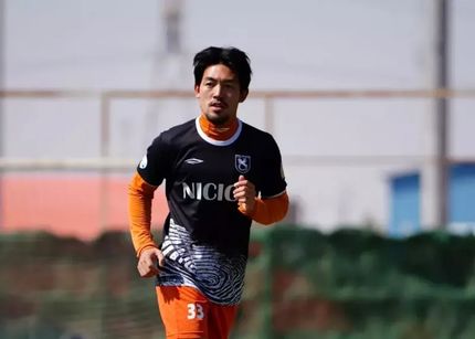 بازیکن مس رفسنجان، تنها بازیکن خارجی مانده لیگ برتر فوتبال در ایران / لی کجاست؟