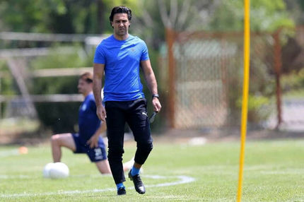 روزی که فرهاد مجیدی برای پرسپولیسی‌ها کری خواند/ عکس