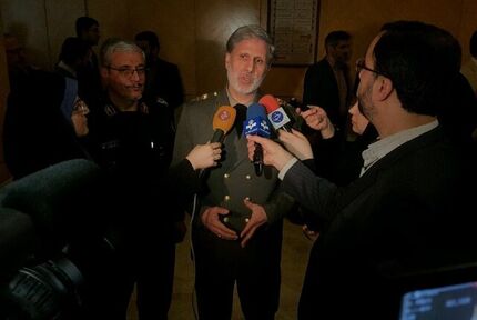وزیر دفاع: بودجه دفاعی متناسب با شرایط تصویب می‌شود/ هرگونه تعرض را با قاطعیت پاسخ می‌دهیم