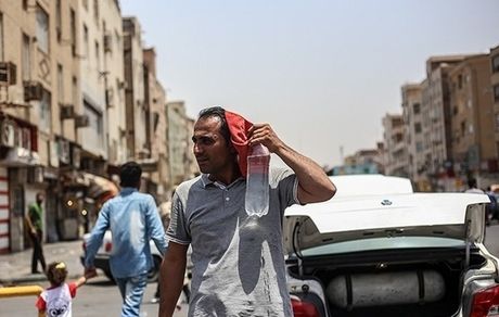 هواشناسی ایران: تداوم گرما و افزایش نسبی دما در ۱۴ استان/ خیزش گردوخاک و وزش باد شدید در نقاط مختلف کشور