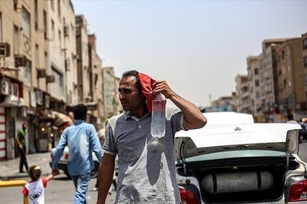 هواشناسی ایران: تداوم گرما و افزایش نسبی دما در ۱۴ استان/ خیزش گردوخاک و وزش باد شدید در نقاط مختلف کشور