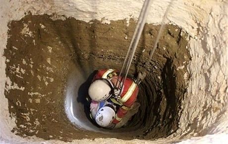 سقوط به چاه جان یک نفر را در انار گرفت