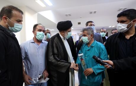رئیس جمهور خطاب به رئیس بنیاد شهید و وزیر بهداشت: نیازهای درمانی جانبازان تامین شود