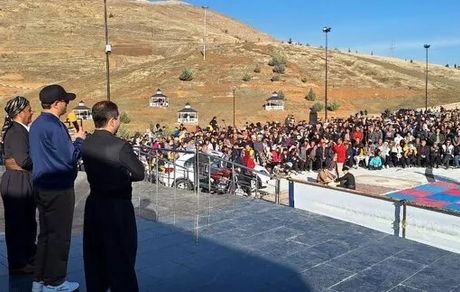 همایش بزرگ پیاده‌روی خانوادگی در سنندج برگزار شد
