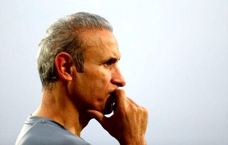 مذاکره فدراسیون فوتبال با یحیی گل‌محمدی