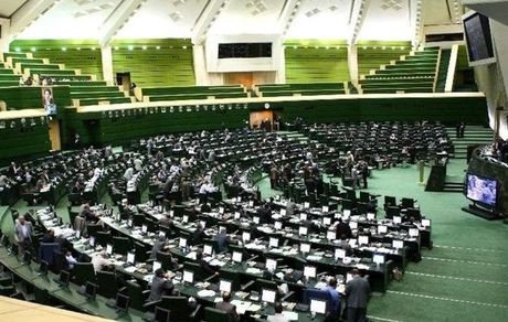 
آغاز جلسه علنی مجلس/ سوال از وزیر علوم در دستور کار نمایندگان
