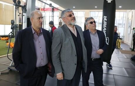 ممنوعیت قرارداد دلاری برای همه باشگاه‌هاست