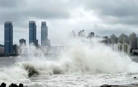 تخلیه اضطراری ده‌ها هزار نفر در کره جنوبی