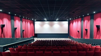 آغاز فعالیت دوباره سینماها از فردا جمعه ۲۲ اسفند