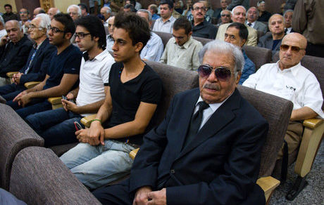 پیکر «نصرت‌الله وحدت» به خاک سپرده شد