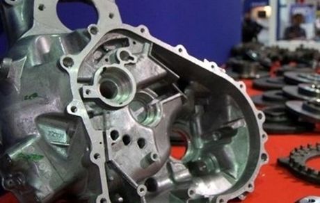 کمبود شدید قطعات الکترونیک خودرو در آمریکا و ناتوانی کاخ سفید بر حل مشکل