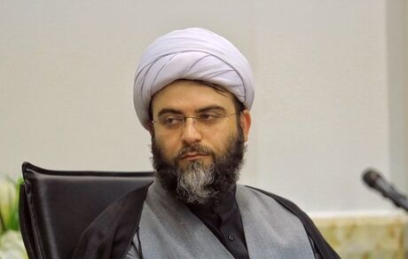 حجت الاسلام قمی: فضای مجازی رها شده است