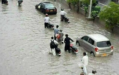 ۱۵۴ کشته در بارندگی سیل آسای پاکستان