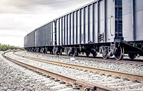 امکان حمل بار تا ۱۰ میلیون تن در بخش بین‌المللی راه آهن رشت کاسپین