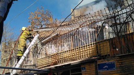 انفجار مواد محترقه در خیابان انقلاب تهران و مرگ چهار نفر