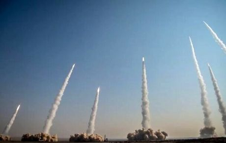 سپاه: آغاز موج نهم عملیات وعده صادق ۴ علیه اهدافی در سرتاسر سرزمین‌های اشغالی و اهداف آمریکایی