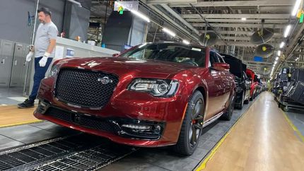 آخرین کرایسلر 300c تولید شد