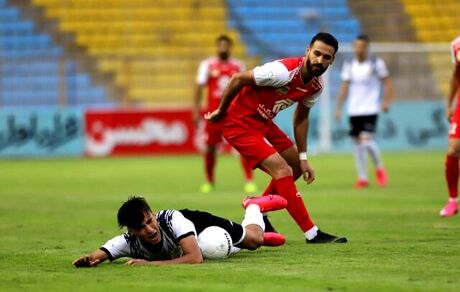 تساوی پرسپولیس و نفت مسجدسلیمان در نیمه نخست