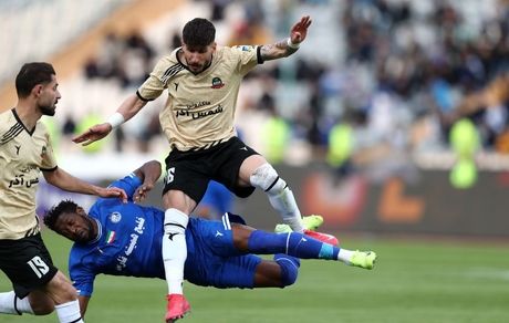 ادامه تیره‌روزی‌های استقلال موسیمانه / اولین برد تاریخ شمس آذر مقابل آبی‌ها در آزادی رقم خورد