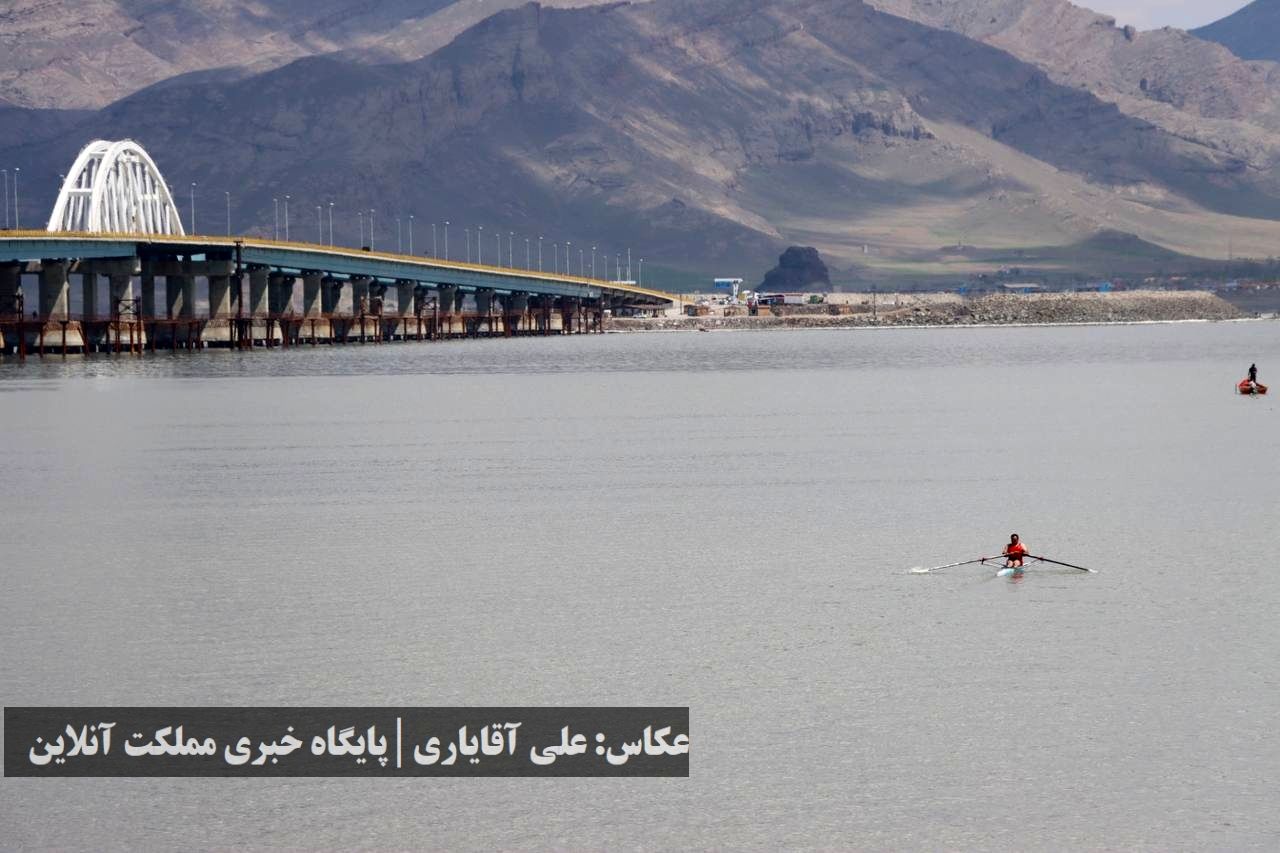  جشنواره فرهنگی، ورزشی و تفریحی دریاچه ارومیه با استقبال ۱۵ کیلومتری برگزار شد 